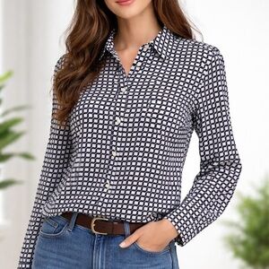 GAP Black and White Geometric Button Down Shirt, size Medium